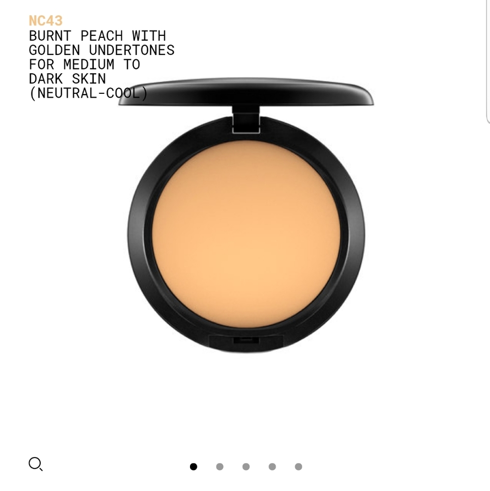 MAC Studio Fix Foundation in NC43